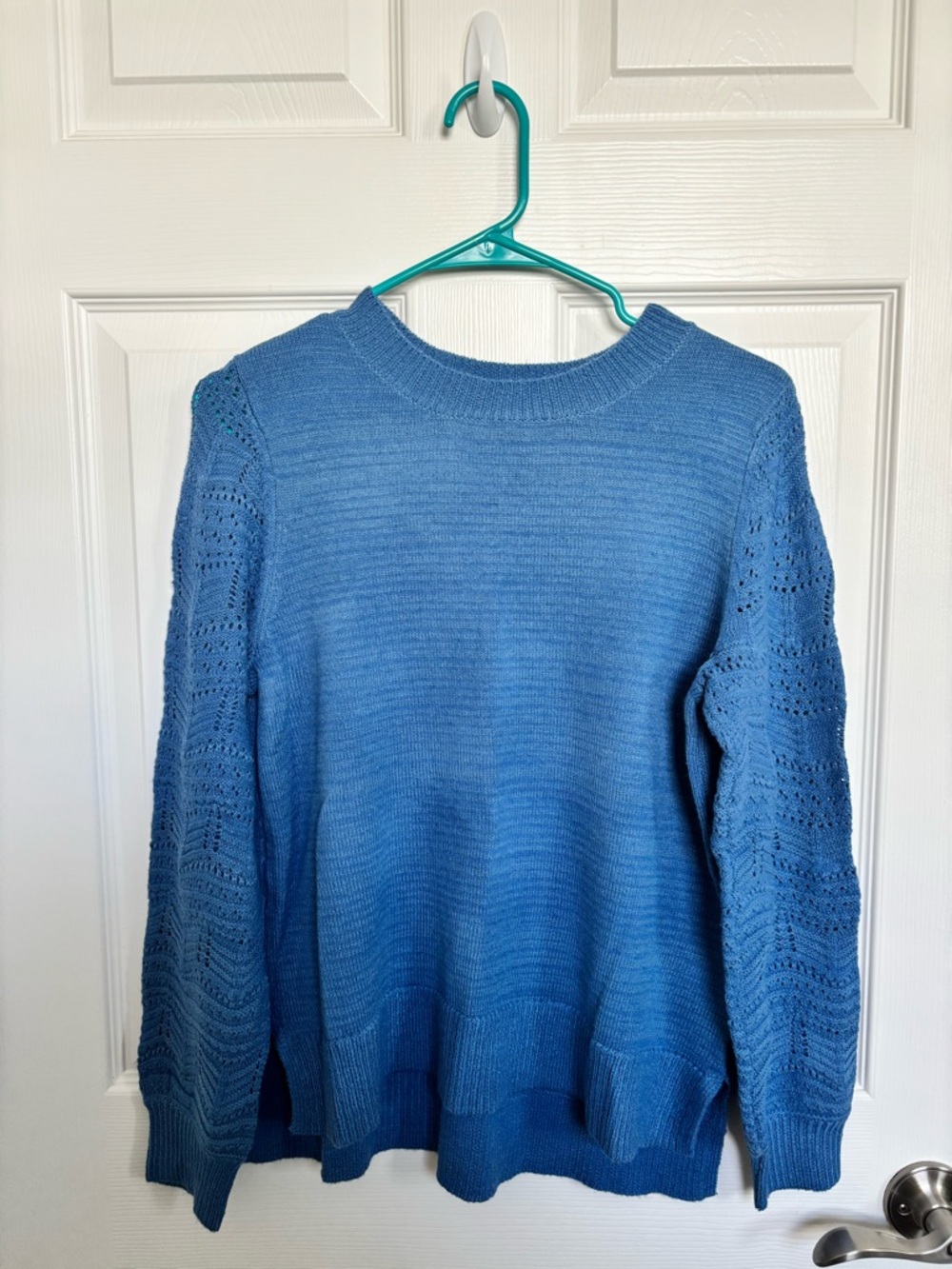 💙 cozy chic knit sweater